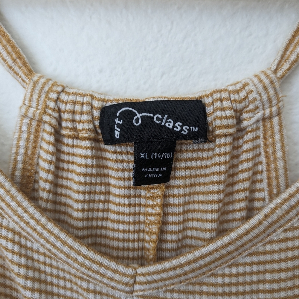 Yellow flowy tank top from Art Class size XL